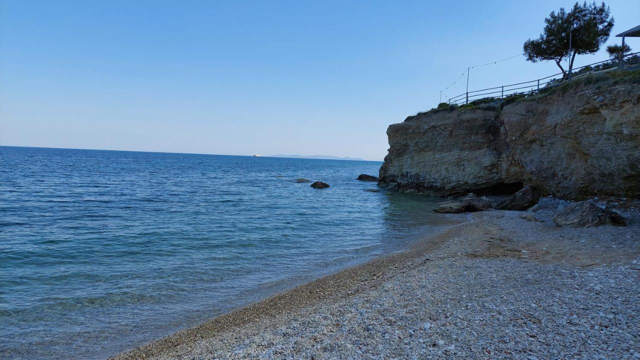Evaggelia's Seaside Boutique Apartment *